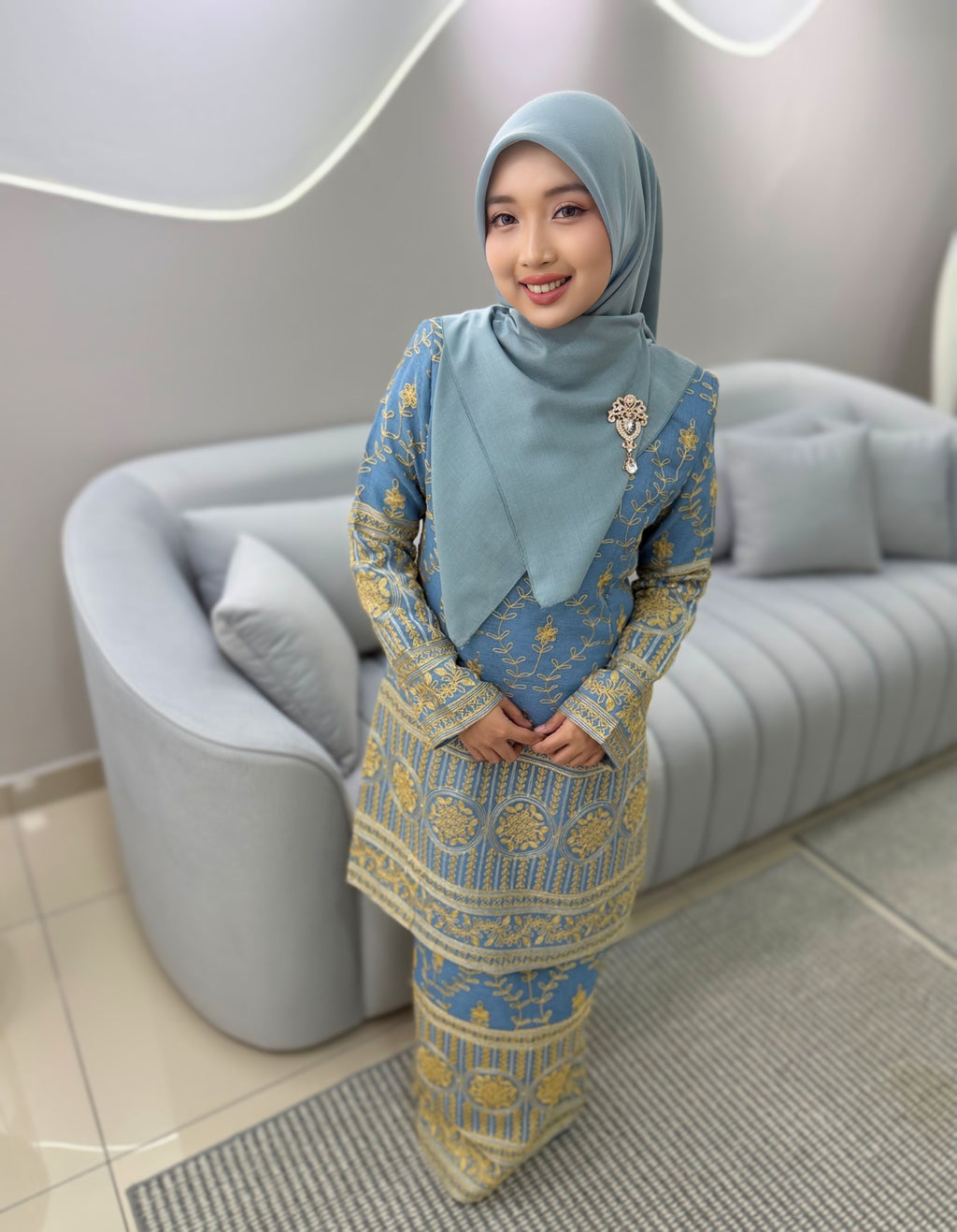 LUNA SARI | TEAL BLUE