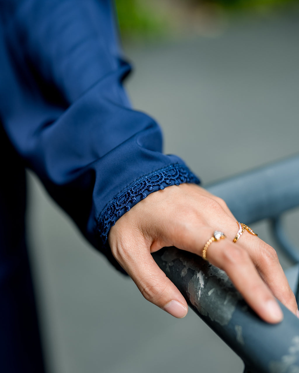 AURA | NAVY BLUE