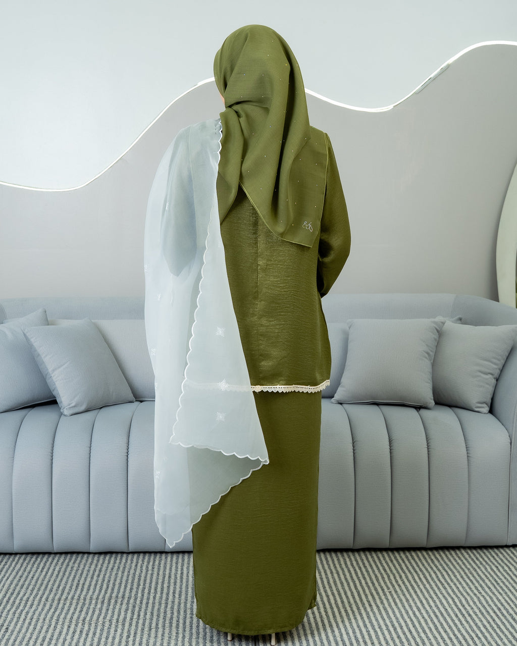 AURA | OLIVE GREEN