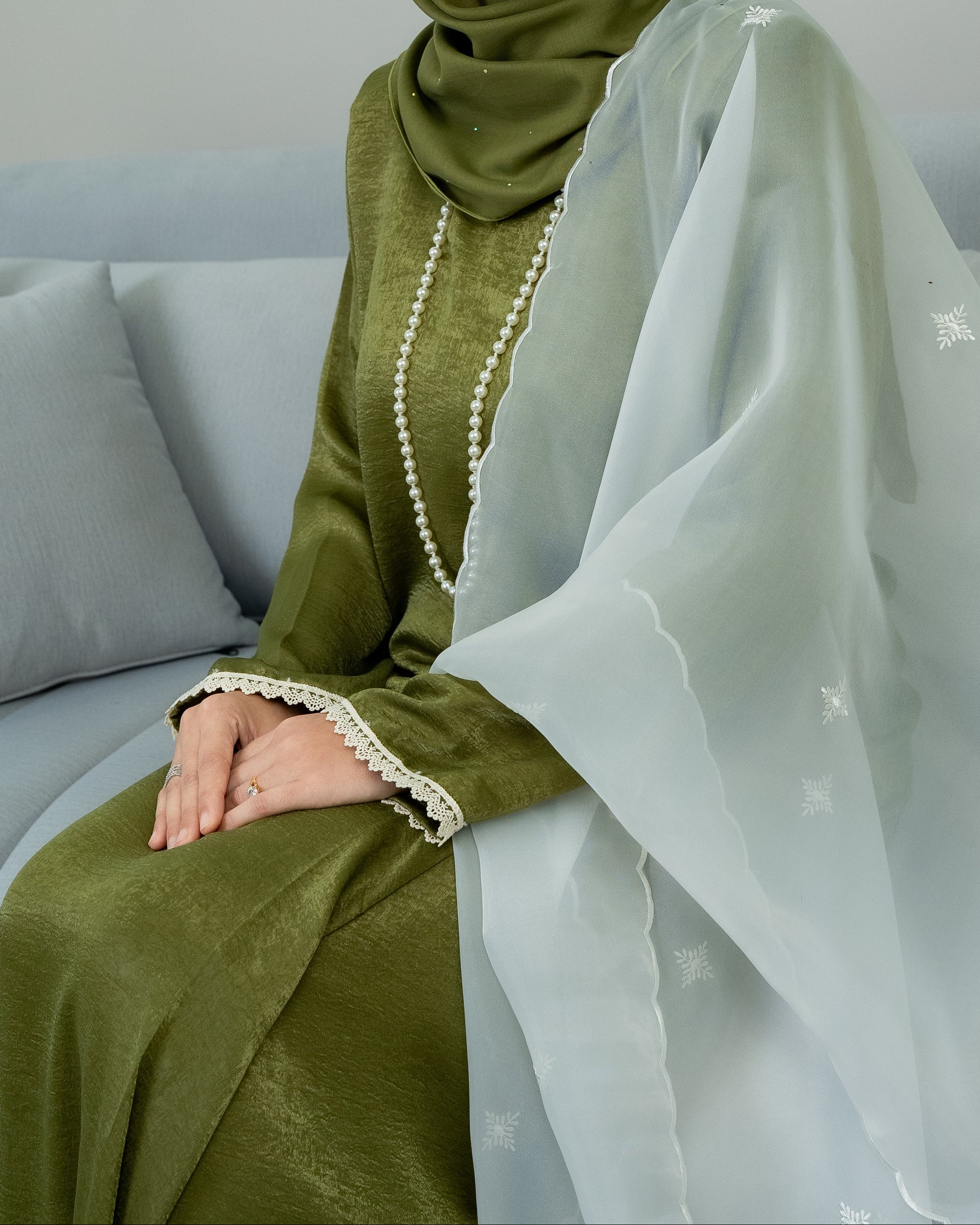 AURA | OLIVE GREEN
